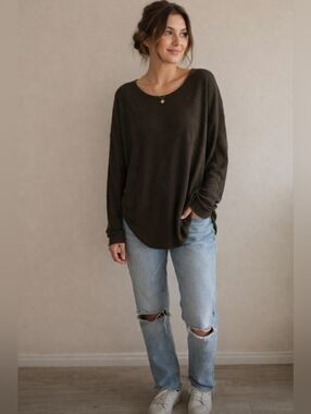 Love in Olive Green Long Sleeve Waffle Knit High Low Top Medium